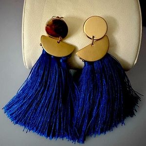 New Gold plated 18 carat durable earrings.